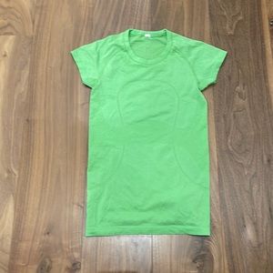lululemon Run Swiftly Tech Short Sleeve Shirt Sz 6